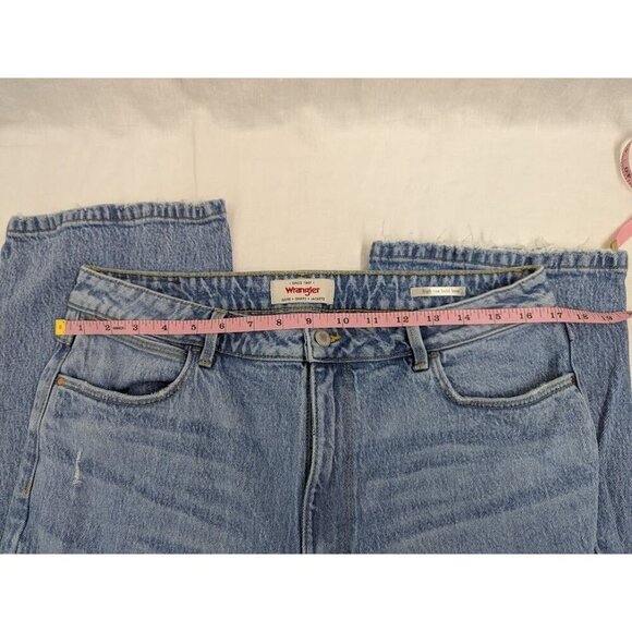 Wrangler womens 14 high rise bold boot cut distressed light jeans 32" inseam B7 - Picture 10 of 11